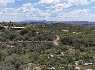 E Camino Vista Del Cielo, Nogales, AZ 85621