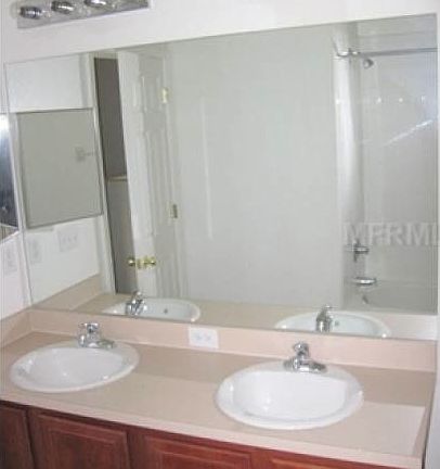 5th image of 9761 Carlsdale Dr