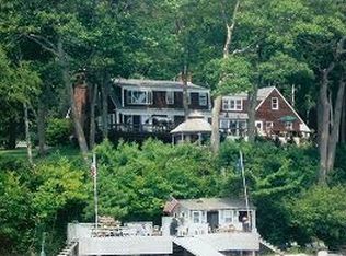 25 Ledge Rd, Cumberland Foreside, ME 04110