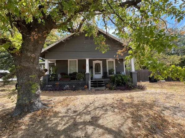 1012 N Elm St, Weatherford, TX 76086