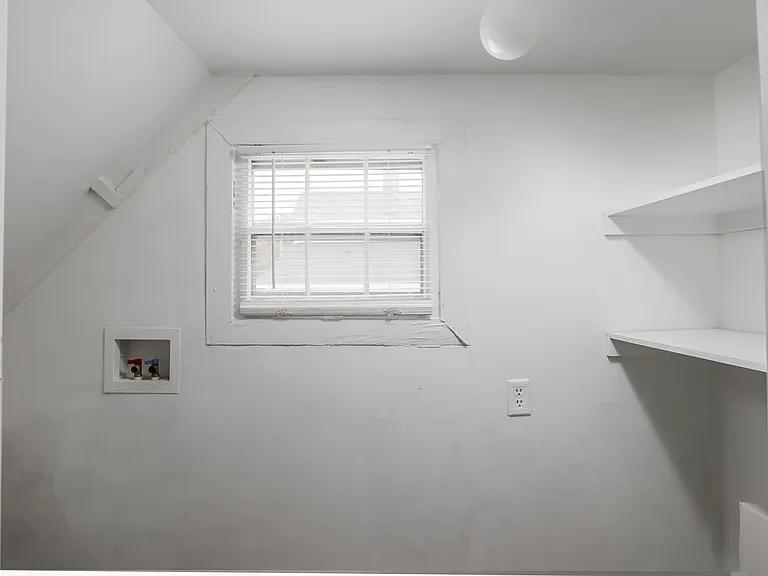 206 Oliver St — Photo 14