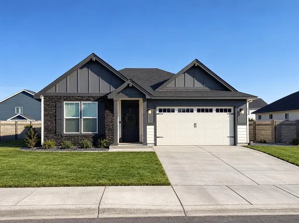 8214 Cardinal Peak St, West Richland, WA 99353