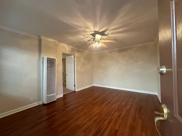1309 Mills St APT E, Menlo Park, CA 94025