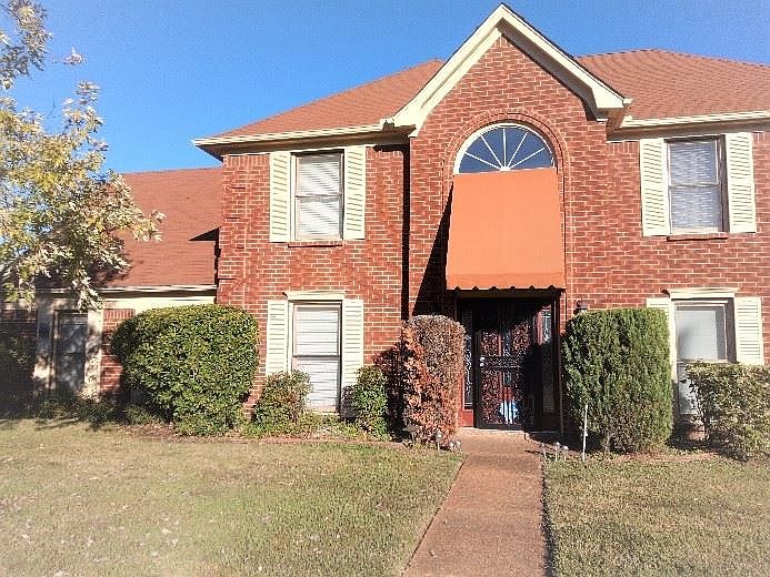 1st image of 1726 Elderberry Ln