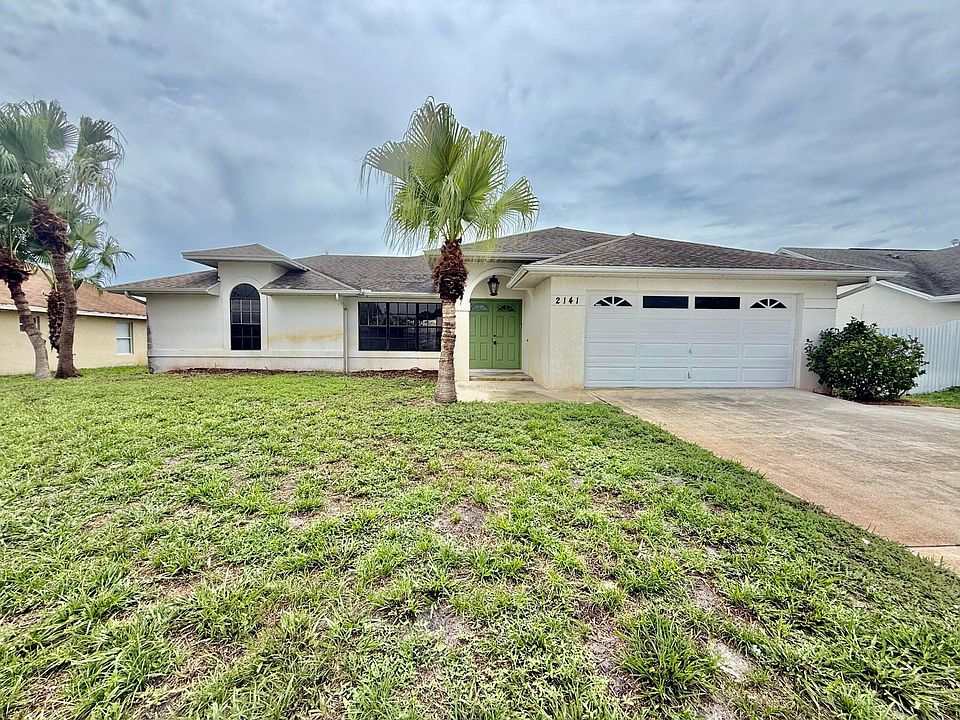 1st image of 2141 SE Floresta Drive