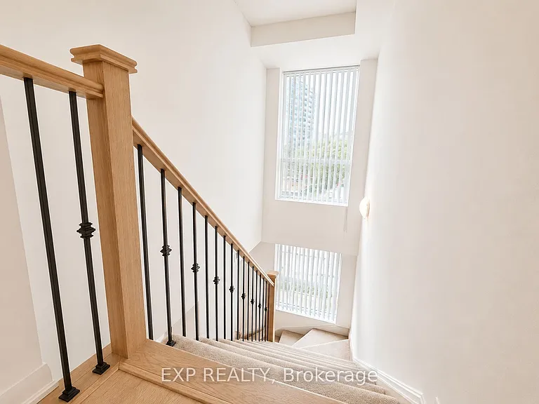 5162 Yonge St #Townhouse 10 — Photo 15