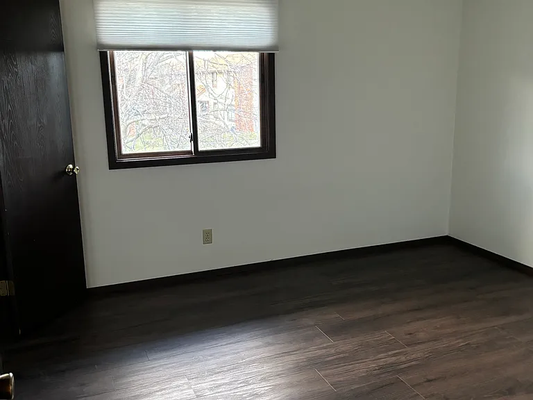 208 Woodwind Ct — Photo 7