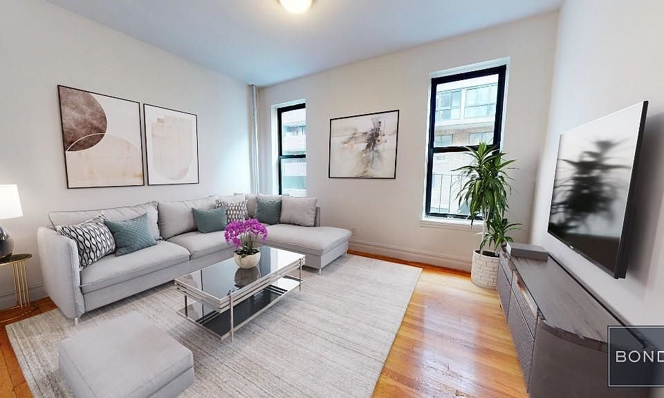 1st image of 226 E 87th St #3B2