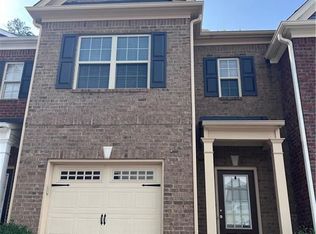 327 Knelston Oak Dr, Suwanee, GA 30024