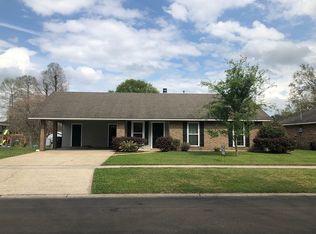 9857 Mint Dr, Baton Rouge, LA 70809