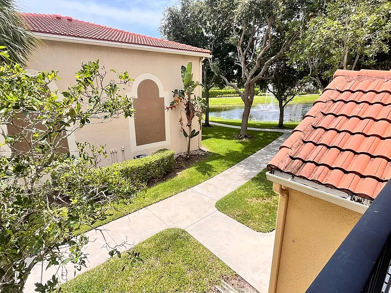 15035 Michelangelo Blvd #202 — Photo 9