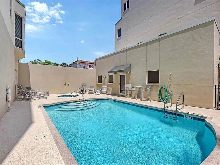 235 Cocoanut Ave #128E — Photo 58