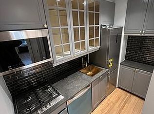 21 W 12th St #2R, New York, NY 10011