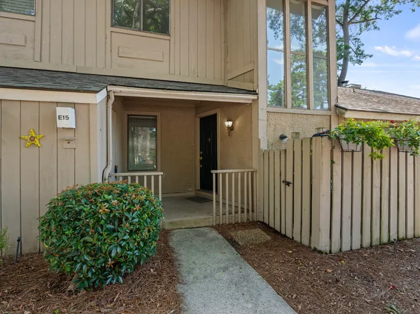 5 Gumtree Rd, Hilton Head Island, SC 29926