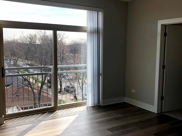 7129 W Belmont Ave — Photo 15