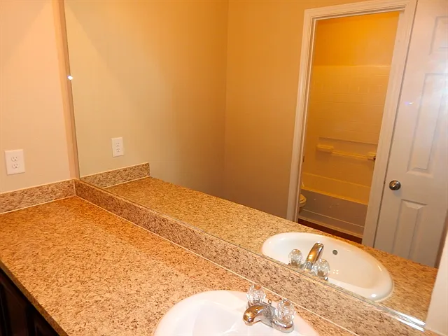 847 Darbydale Crossing Ln — Photo 13