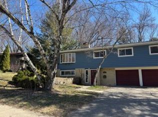 1117 Saybrook Rd, Madison, WI 53711