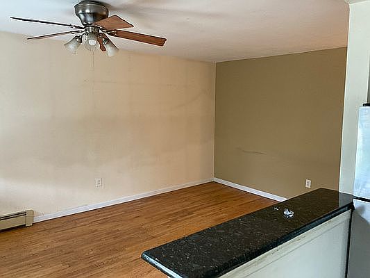 4th image of 650 Warren St Floor 3