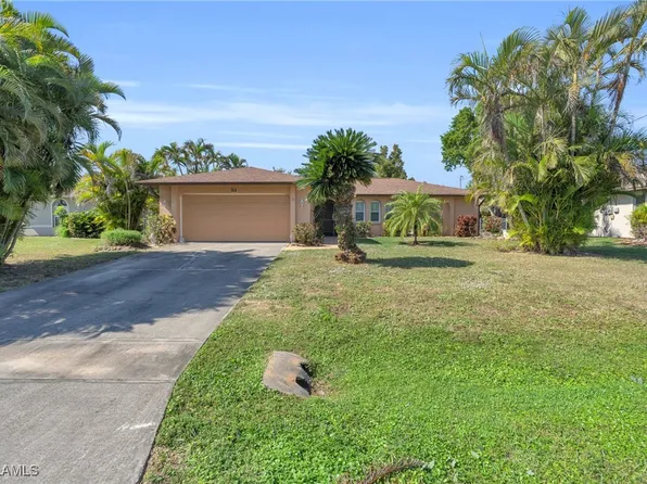 512 SE 17th Place Cpe, Cape Coral, FL 33990