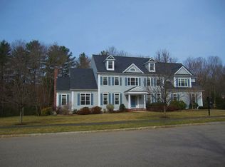 14 Minuteman Rd, Medfield, MA 02052
