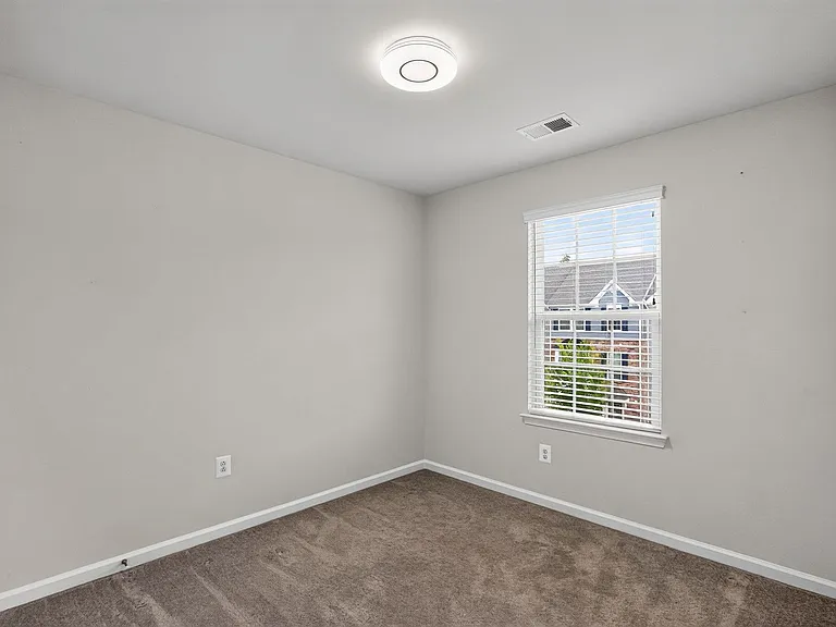 151 Seldovia Dr — Photo 10