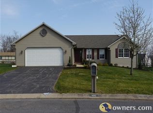 105 Sunrise Ln, Reinholds, PA 17569