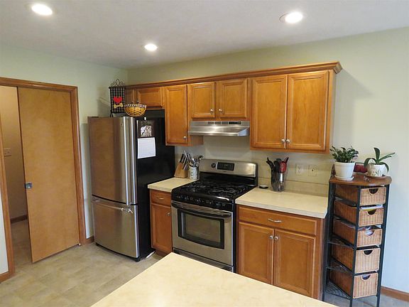 4th image of 20244 Falcon Brook Ct