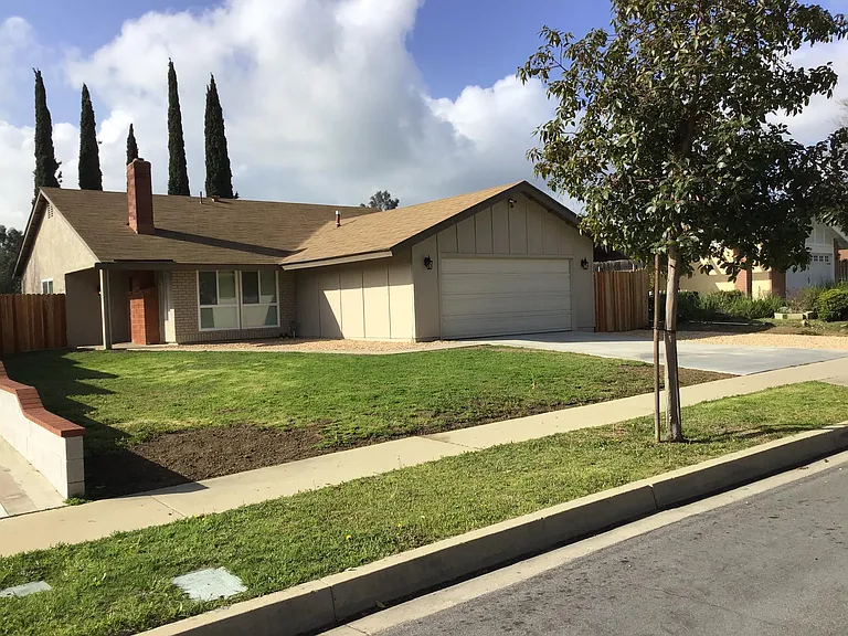 3759 Casheen Dr — Photo 3