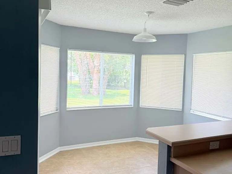 20 Palm Ln — Photo 10