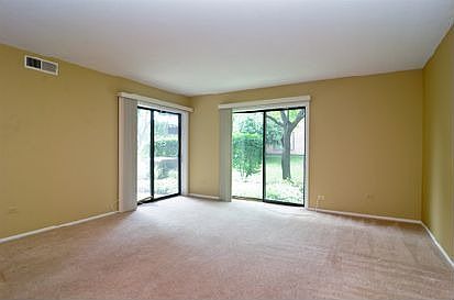 2nd image of 1255 N Sterling Ave Unit 102