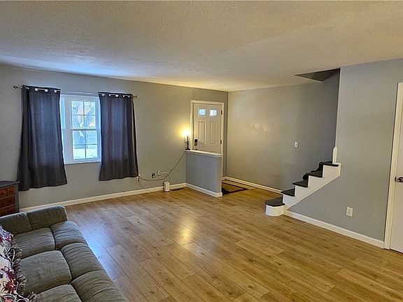 5th image of 3702 Glenbar Ct