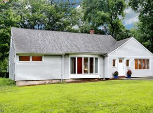 107 Harding Rd, Wyckoff, NJ 07481