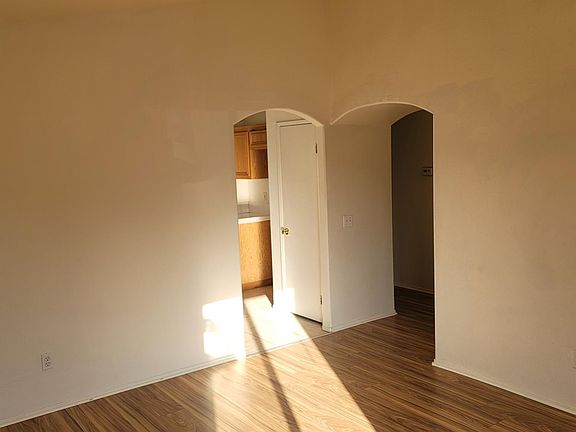 2nd image of 15097 Brown Ln