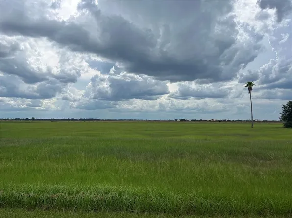 7167 Golf Club Dr #279, Sebring, FL 33876