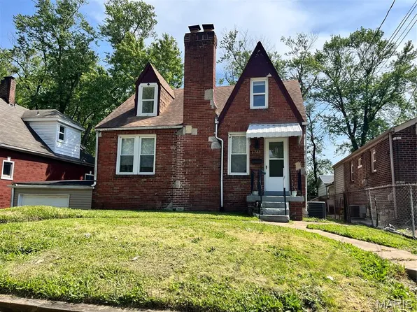 6740 Robbins Ave, Saint Louis, MO 63133