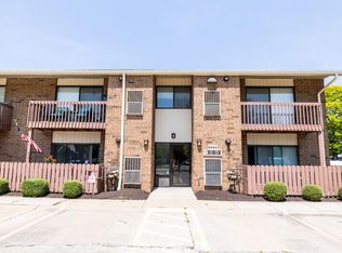 6415 Princeton Ct #G-201, Parma Heights, OH 44130