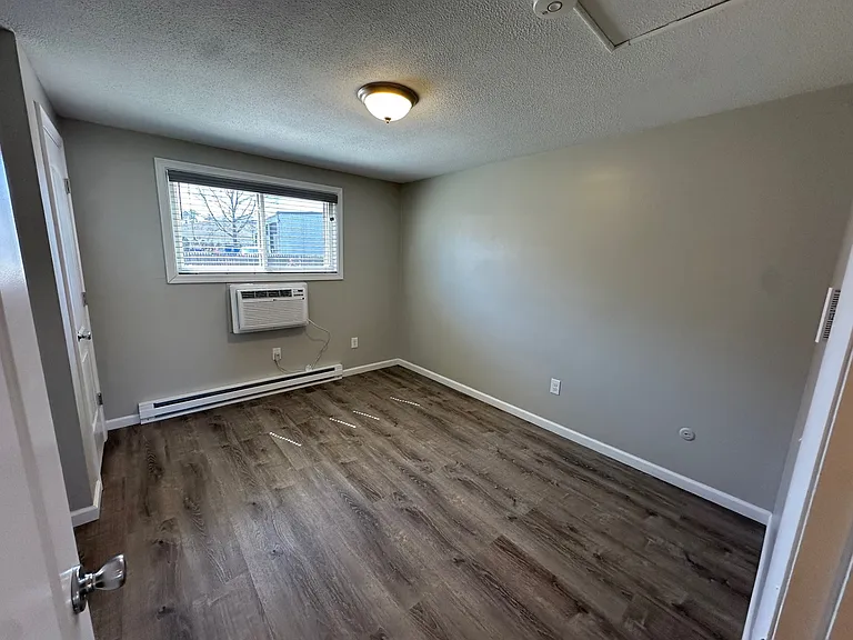 Fairfield Apartments — Photo 33