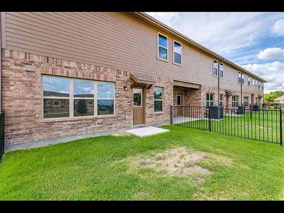 2nd image of 6811 Topaz Dr #6811