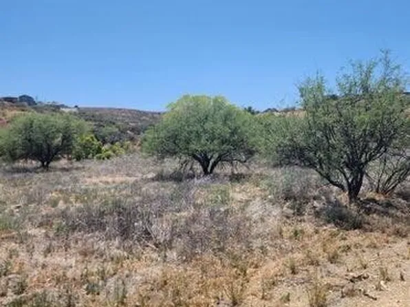 16760 S Cordes Cir W, Mayer, AZ 86333