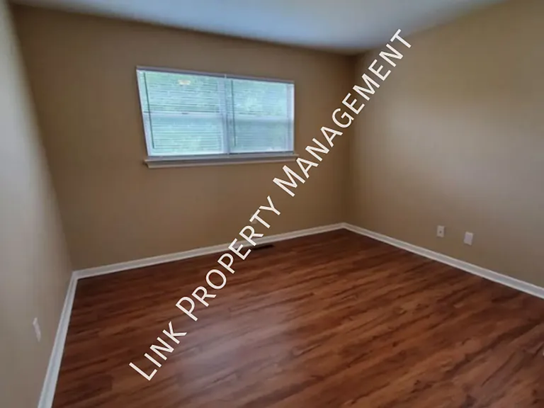 4911 Marylin Ln #B — Photo 5