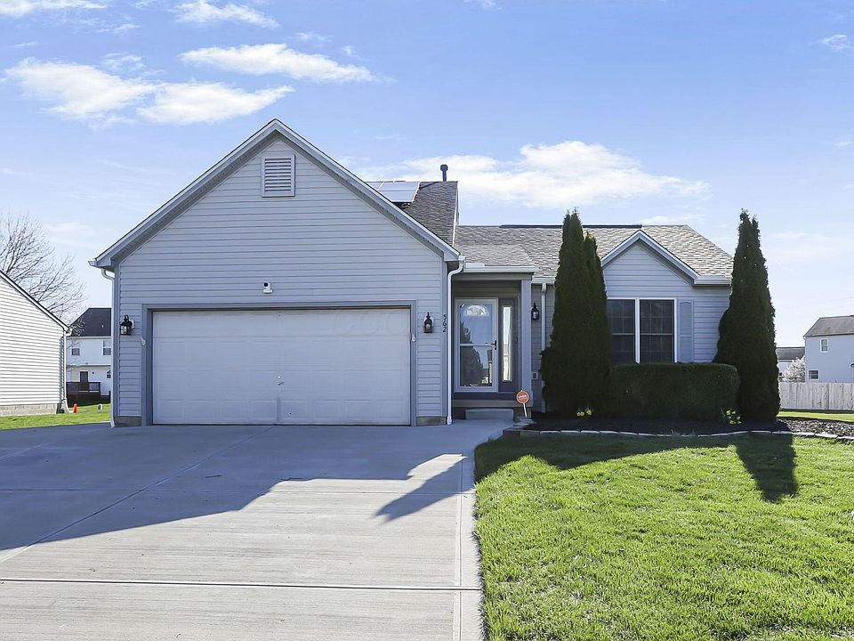 1st image of 562 Allis Pl E