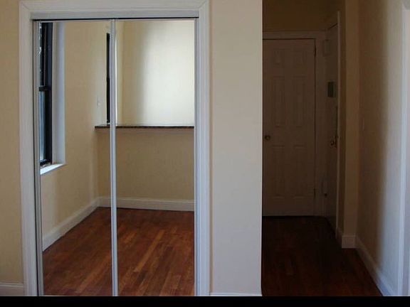 2nd image of 2168 35th St