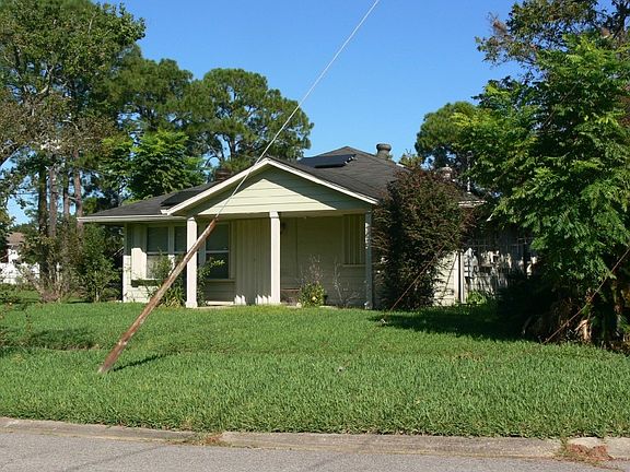 3rd image of 4101 Stephen Girard Ave