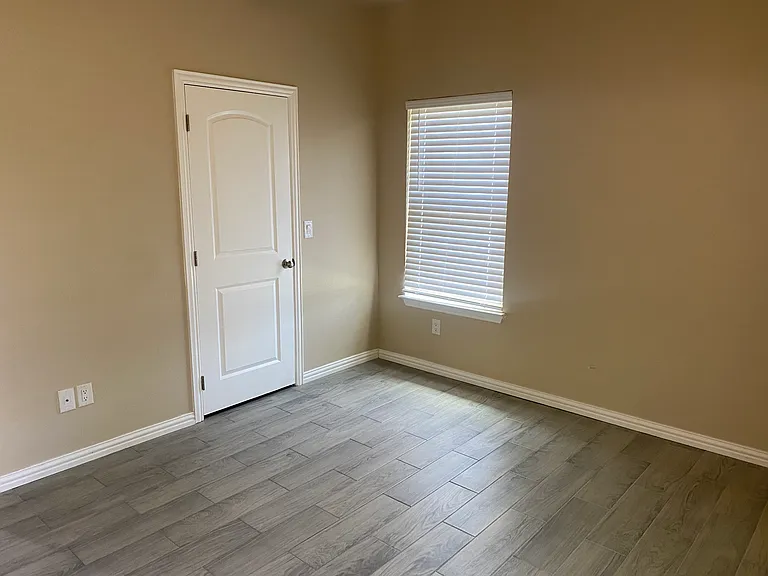 306 S Preston Rd #9 — Photo 20