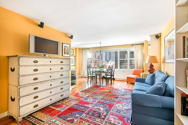 Sold by Compass | media 8