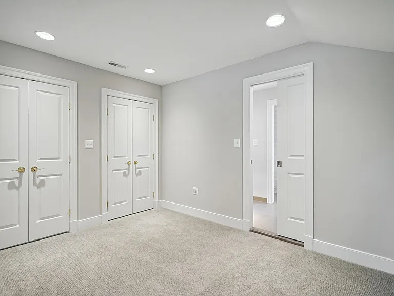 1530 Forest Villa Ln — Photo 30