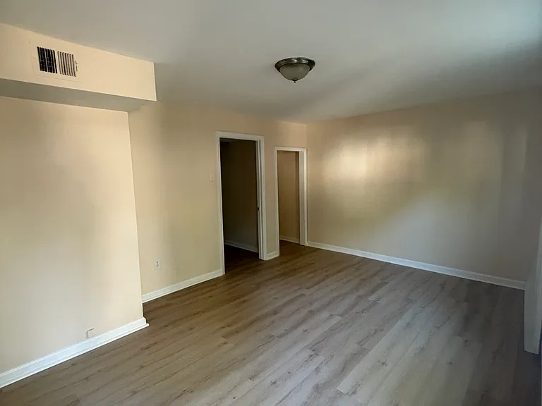 3331 Wyndale Ct — Photo 11