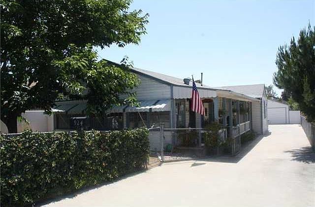 1st image of 924 S Magnolia Ave