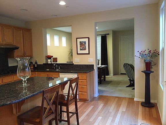 2nd image of 16511 Manassas St