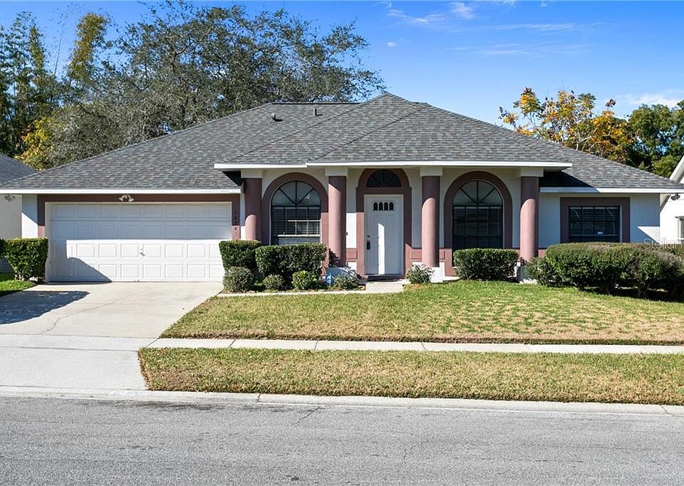 1st image of 10745 Oak Glen Cir